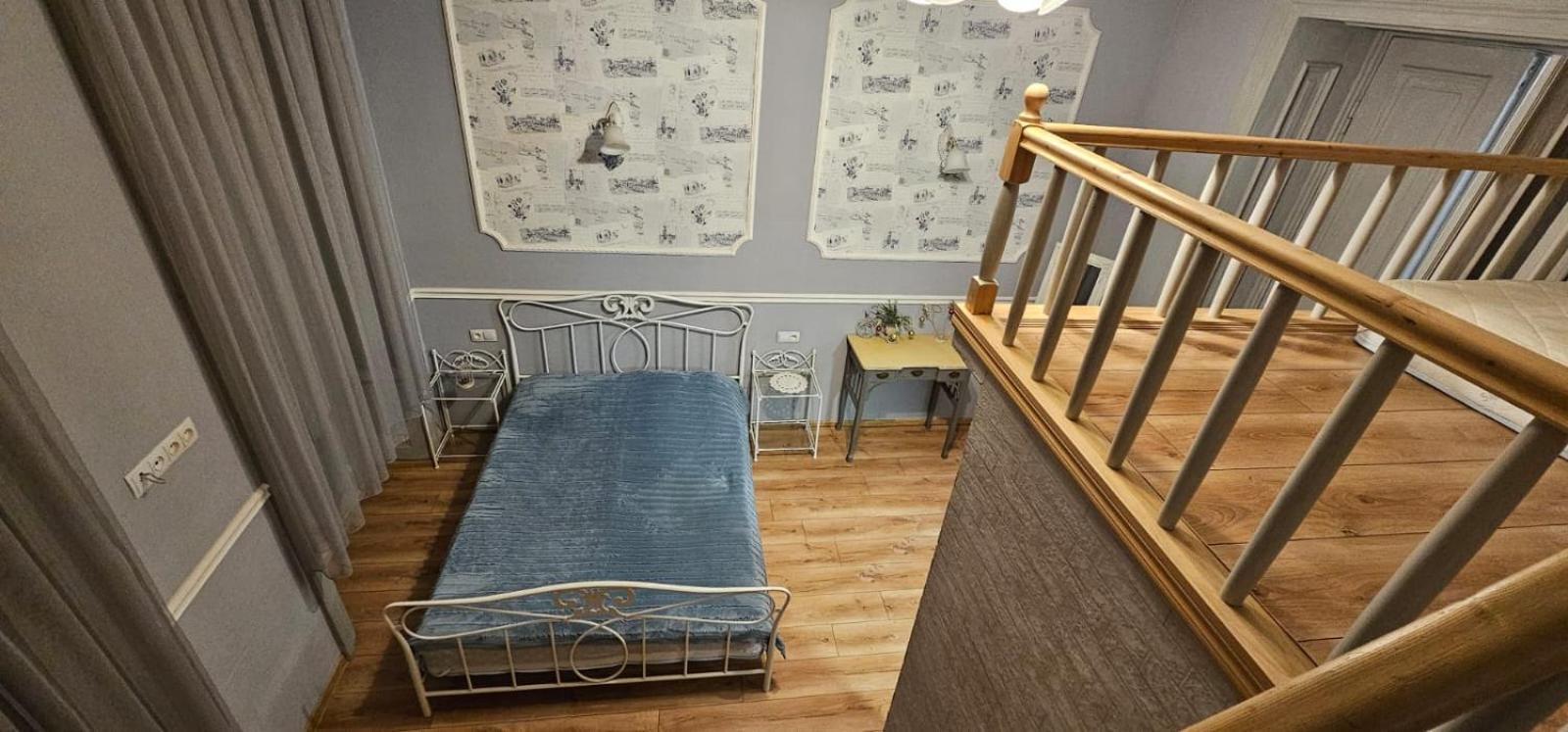 Apartament On Aghmashenebeli 26 تبليسي المظهر الخارجي الصورة