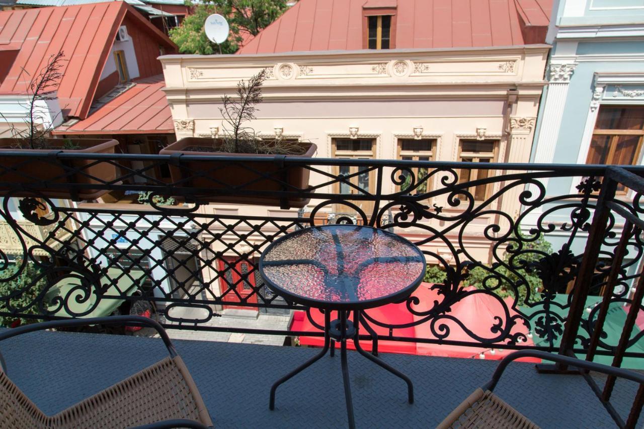 Apartament On Aghmashenebeli 26 تبليسي المظهر الخارجي الصورة